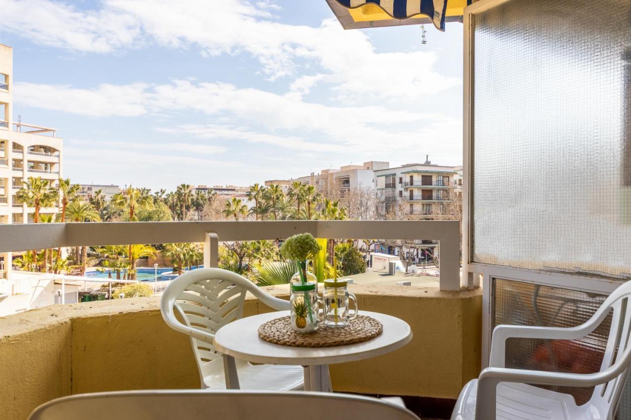 Apartamentos Alboran-Arysal Salou Bagian luar foto